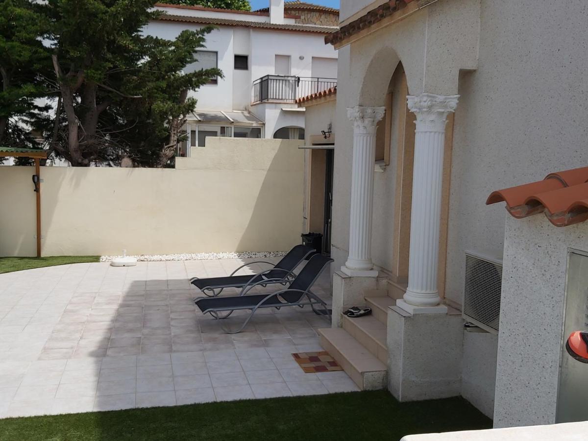 Casa Amb Piscina Privada Villa Empuriabrava Eksteriør bilde